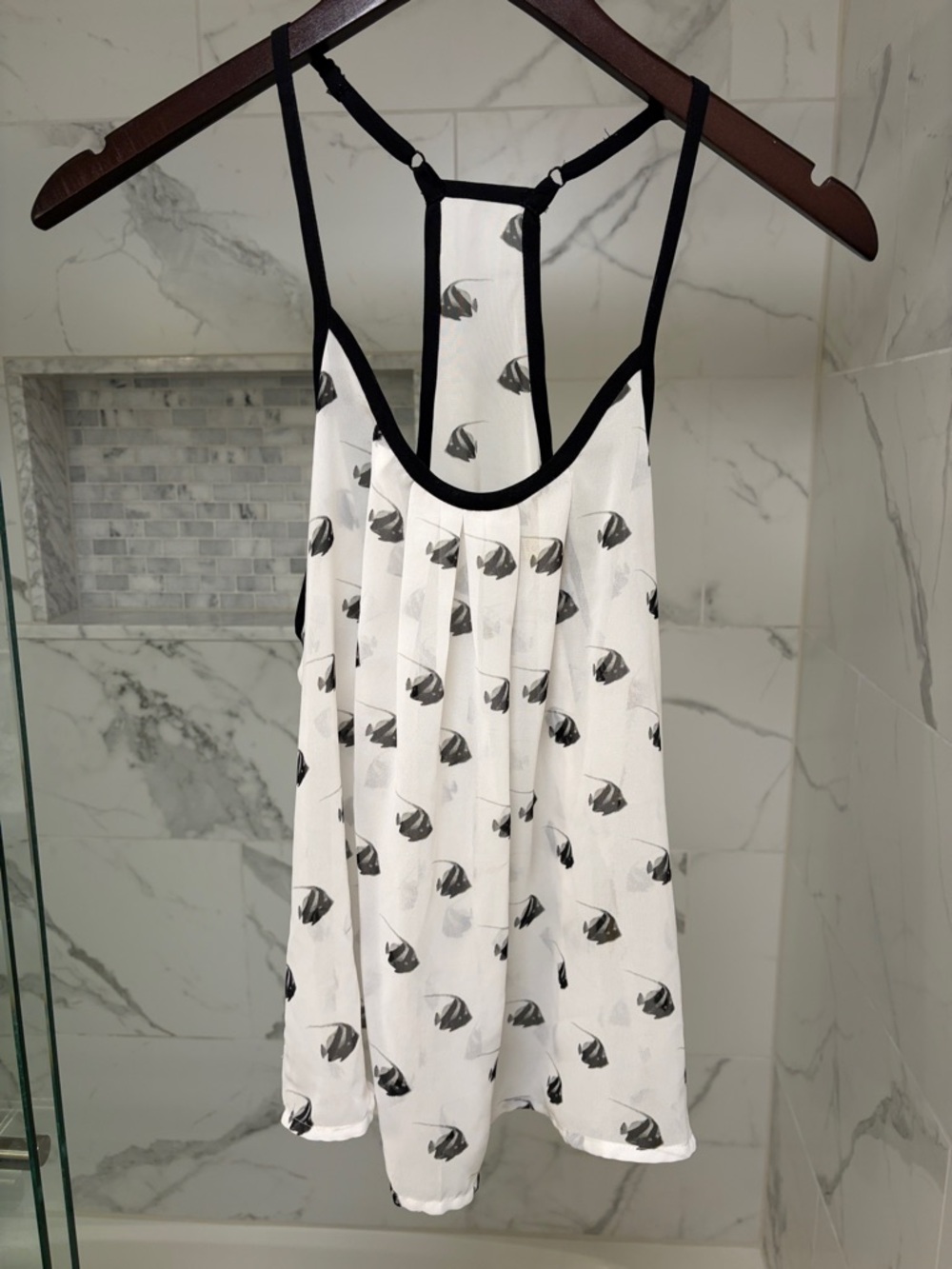 princess vera wang white with black trim printed camisole